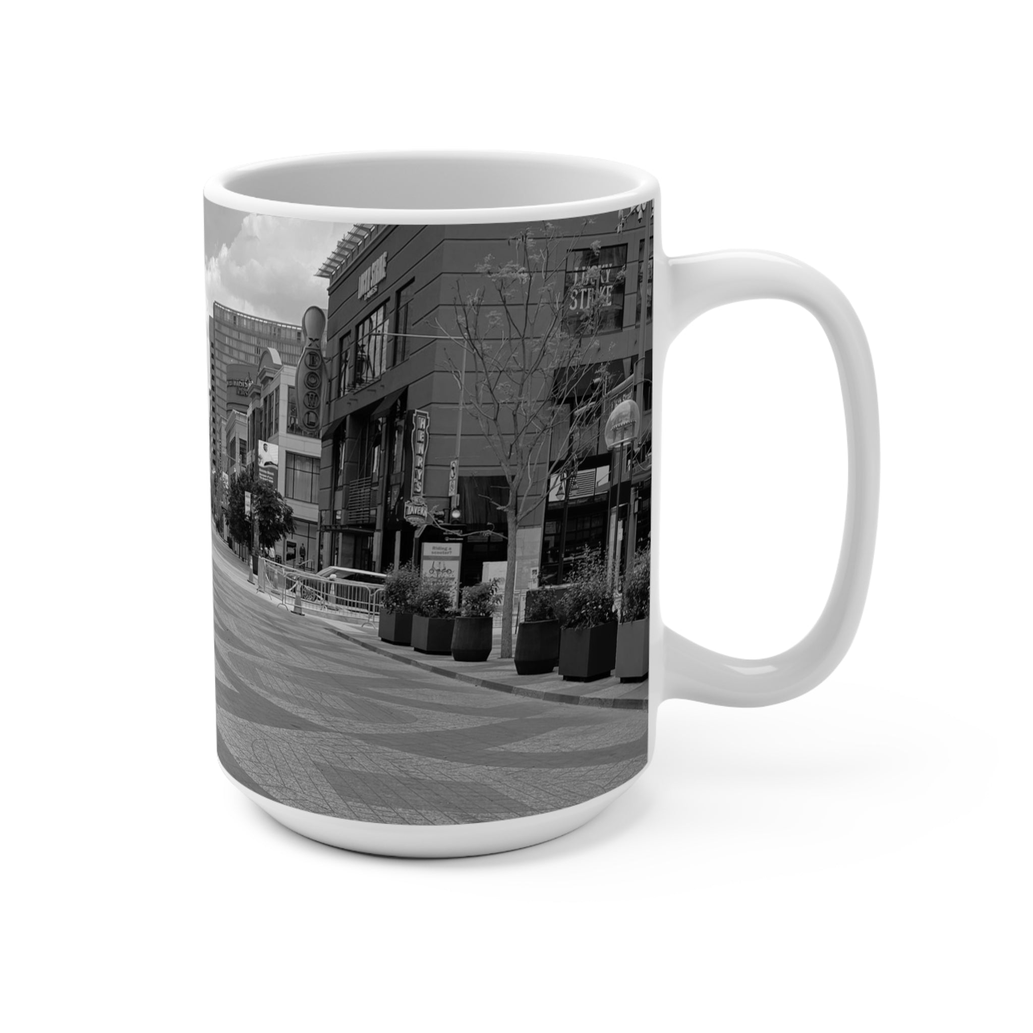 Urban Landscape Coffee Mug, 15oz Drinkware for City Lovers, Perfect Gift for Coffee Enthusiasts, Travel Enthusiasts, Home Decor, [...]